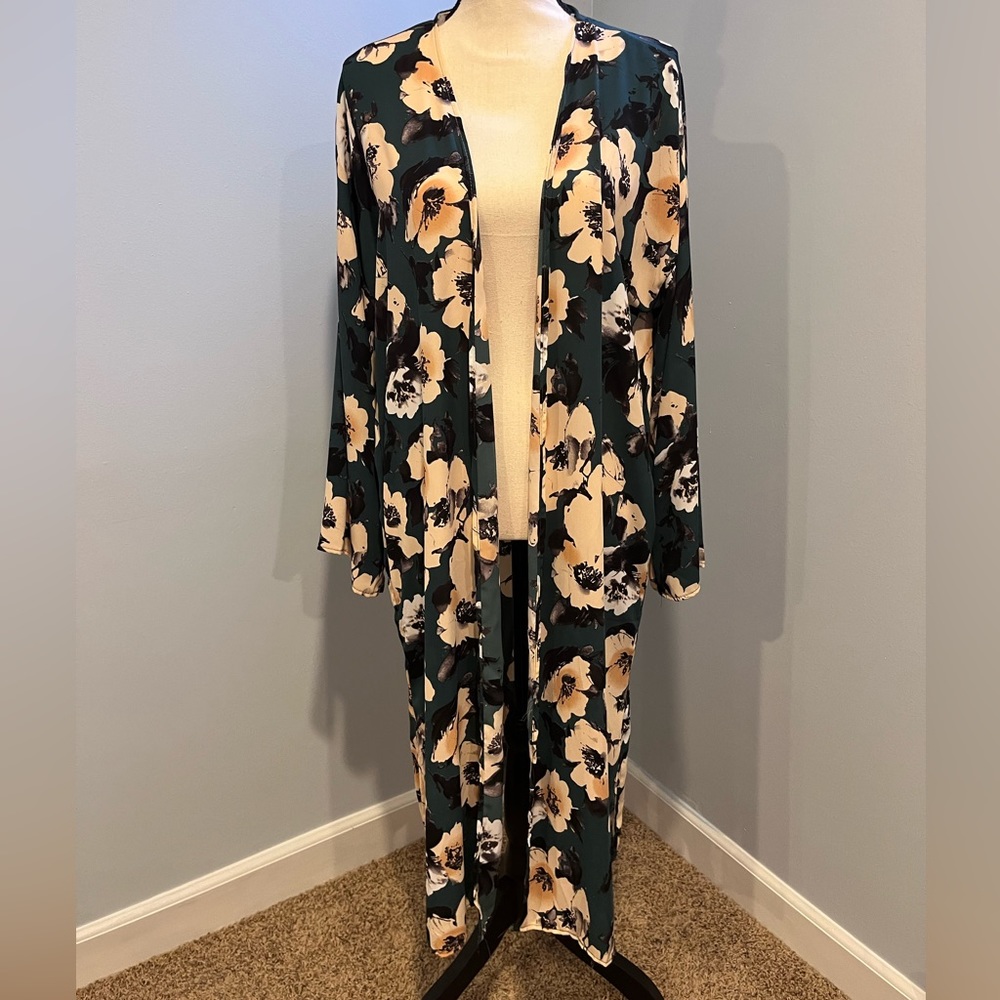 Long Lightweight Top